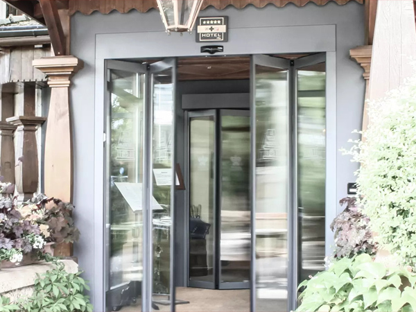 Gilgen automatic folding Door System